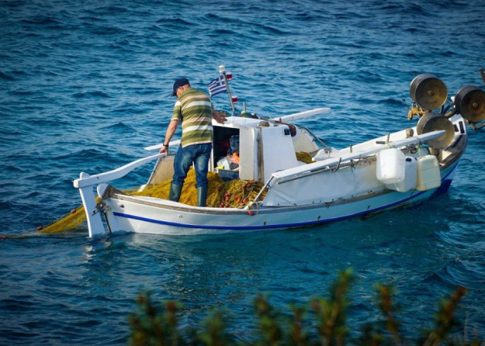 Νέο σύστημα παρακολούθησης 10.743 σκαφών παράκτιας αλιείας