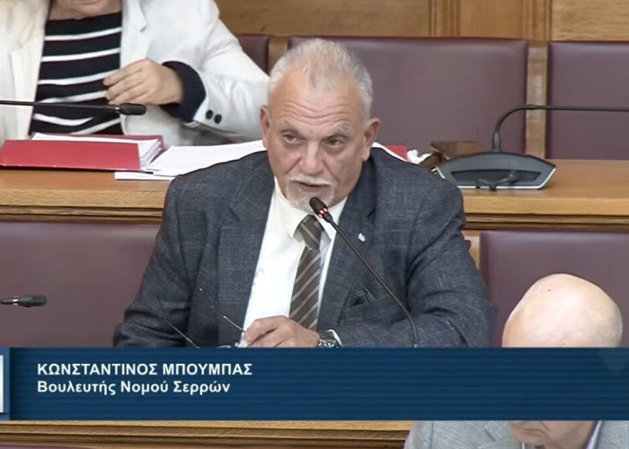 Εγγόνα για τον Κώστα Μπούμπα - Γερή και τυχερή Κώστα μου