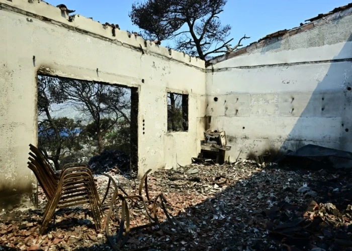 Πυρκαγιές: 325 αυτοψίες κτιρίων στις πληγείσες περιοχές, 118 χαρακτηρίστηκαν κόκκινα
