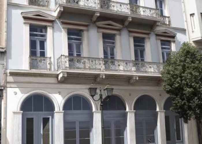 Η Βιβλιοθήκη και το Αρχείο του Θεατρικού Μουσείου στην εμβληματική οικία Σούτσου, επί της Σταδίου 47