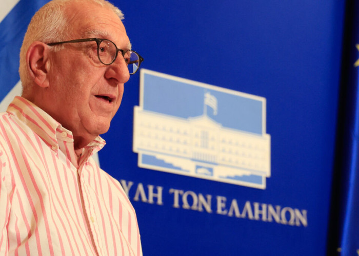 Συγχαρητήρια Κακλαμάνη για το χρυσό μετάλλιο του Απόστολου Χρήστου στο Ευρωπαϊκό Πρωτάθλημα Κολύμβησης