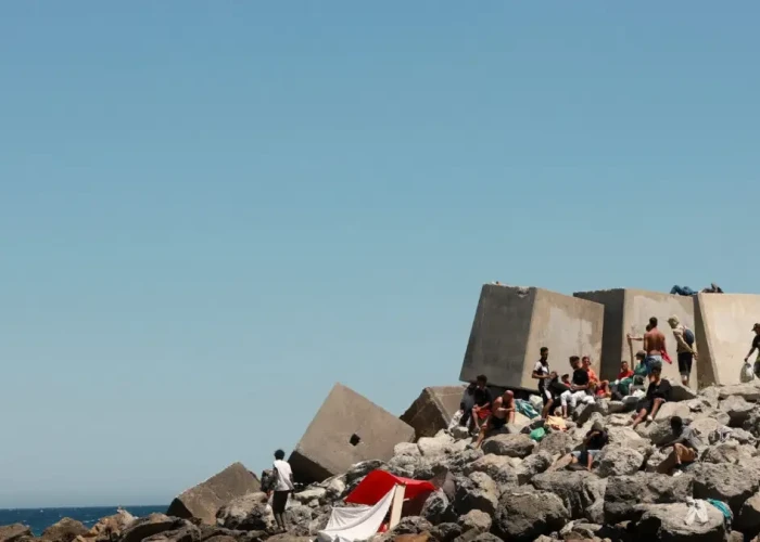 Ισπανία: Καταγγελίες για βιασμούς ανήλικων μεταναστριών στη Θέουτα – Πέντε κορίτσια έως 14 ετών στο νοσοκομείο