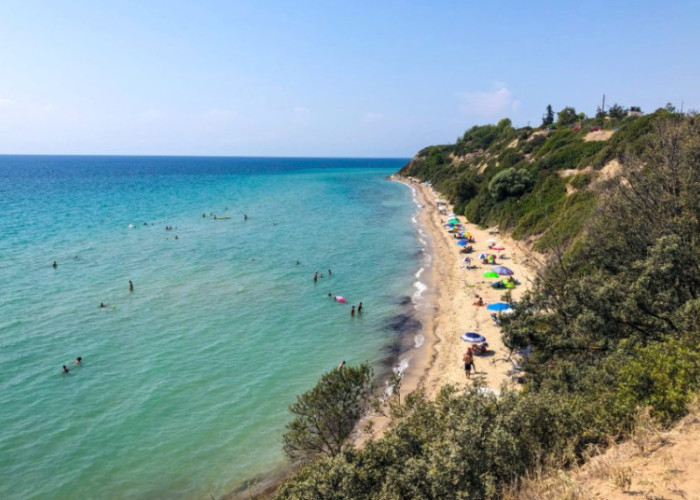 Νεκρός 75χρονος λουόμενος στα Μυκονιάτικα Χαλκιδικής