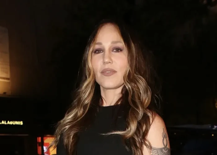 Οι Metallica στρέφουν ξανά το βλέμμα τους στην Ελλάδα – Η Πηνελόπη Αναστασοπούλου ξεχώρισε στον παγκόσμιο διαγωνισμό τους