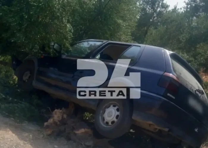 Σοβαρό τροχαίο στα Χανιά: Αυτοκίνητο βγήκε εκτός πορείας και χτύπησε σε ελιά – Εγκλωβίστηκαν δύο άτομα