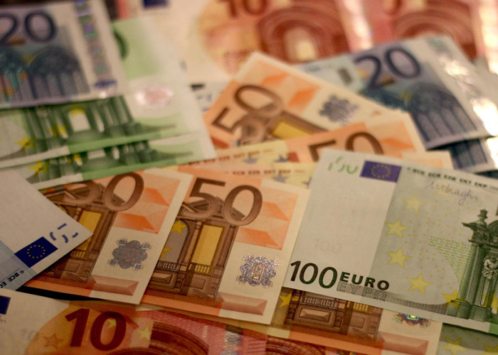 Προϋπολογισμός Πρωτογενές πλεόνασμα 5,7 δισεκατομμύρια – Στα 42,9 δισ. ανήλθαν τα έσοδα από φόρους