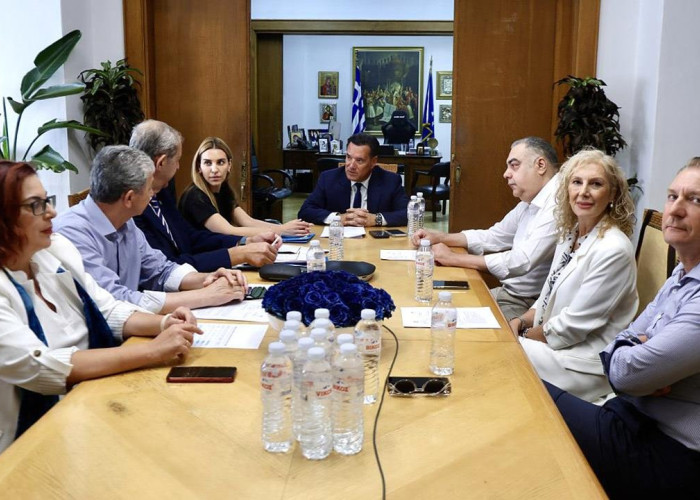Πέτρος Λυμπερίδης σε Άδωνι Γεωργιάδη- «Υπάρχει τεράστιο ζήτημα με το clawback»