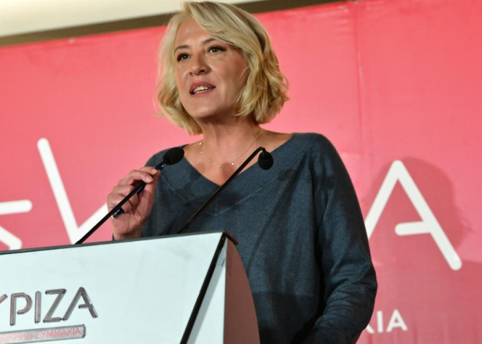 Ρένα Δούρου: “Η Αριστερά είναι για τα δύσκολα, όχι για να περιφέρουμε την έδρα μας”