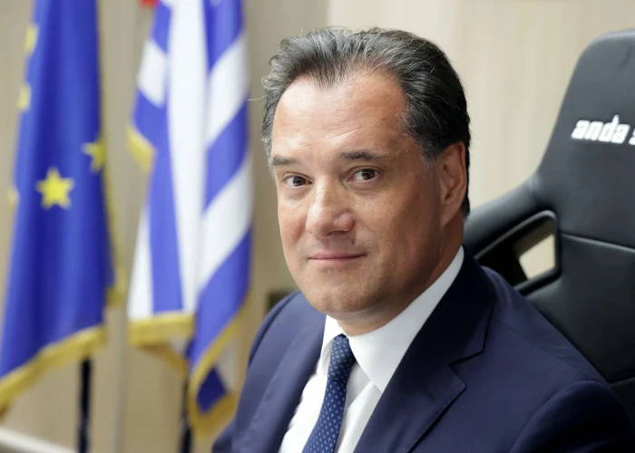 Άδωνις Γεωργιάδης: «Το να δω τον Αντώνη Σαμαρά ως πολιτικό μου αντίπαλο, με θλίβει πάρα πολύ»