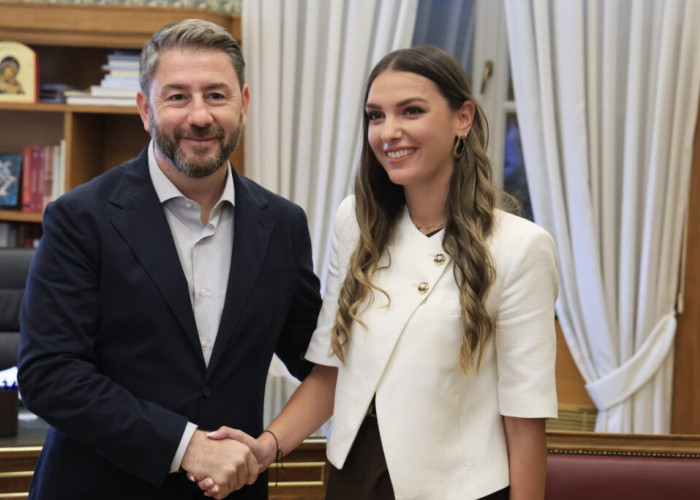 Στο ΠΑΣΟΚ η βουλευτής Μυρτώ Κοροβέση