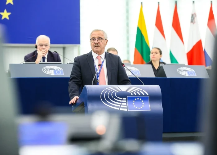 Πρωτοβουλία Γιάννη Μανιάτη για αποκλεισμό της Τουρκίας από τα ευρωπαϊκά αμυντικά προγράμματα