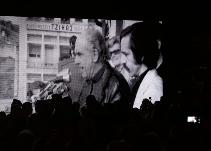 ΠΑΣΟΚ Σερρών: «18 Οκτωβρίου 1981 – Η αλλαγή που έγινε Ιστορία – Η νέα αλλαγή που έχει ανάγκη η Ελλάδα»