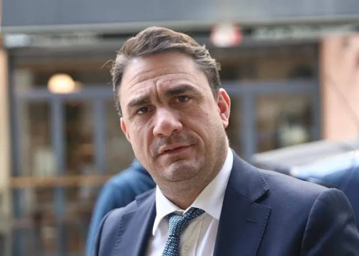 Κώστας Τσουκαλάς: «Η κυβέρνηση μέσω της ακρίβειας επιβαρύνει τα λαϊκά στρώματα και οδηγεί τη μεσαία τάξη σε ένα σπιράλ καθοδικής κινητικότητας»