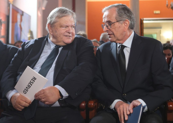 «Ρεζερβέ» ο Βενιζέλος στον Αντώνη Σαμαρά