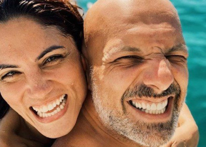 Νίκος Μουτσινάς – Μαίρη Συνατσάκη: Υπέγραψαν σύμφωνο συμβίωσης