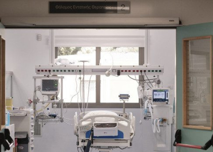 Υπουργείο Υγείας: Προσλαμβάνονται άμεσα 300 μόνιμοι γιατροί για τις ΜΕΘ