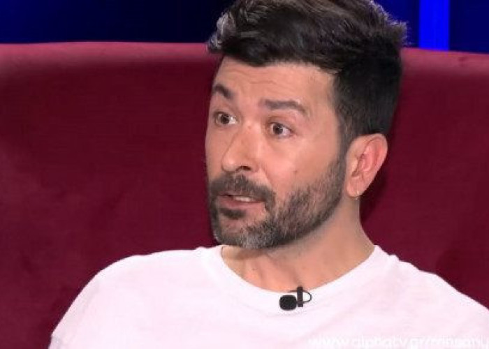 Ο Βασίλης καταγγέλλει ότι έπεσε θύμα βιασμού από γνωστό σκηνοθέτη σε ηλικία 15 ετών – Η πρώτη μήνυση (ΒΙΝΤΕΟ)