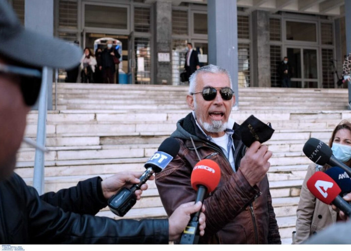 Θεσσαλονίκη: Δίωξη στον πατέρα-αρνητή του self test – Απαγορεύτηκε η είσοδος του γιου του στην τάξη