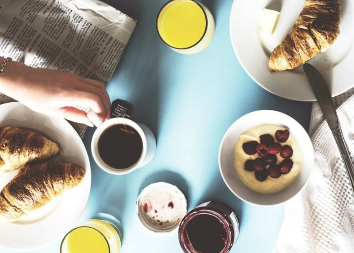 Μάθετε ποιες είναι οι τροφές που πρέπει να αποφεύγετε το πρωί εάν θέλετε να χάσετε κιλά