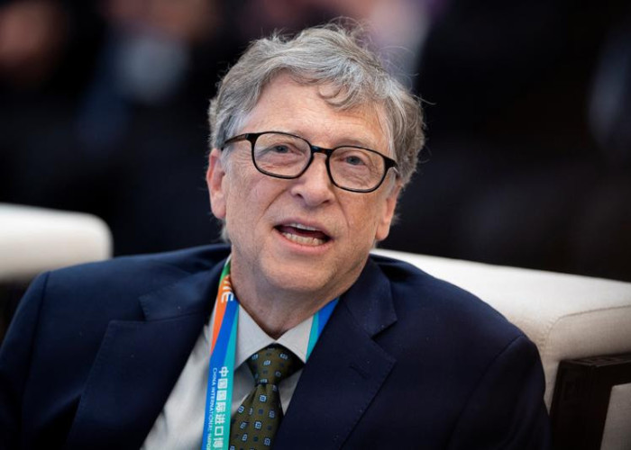 Ποια τρία βήματα προτείνει ο Μπιλ Γκέιτς για να τελειώσει η κρίση της πανδημίας