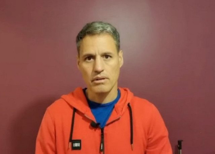 Αποφασισμένος να μείνει στο προσκήνιο της δημοσιότητας ο Γρηγόρης Πετράκος – Ξεσπά για την ακύρωση της παρέλασης λόγω του θανάτου της Γεννηματά !