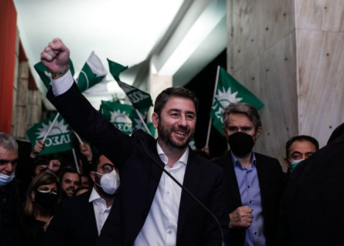 Ο Νίκος Ανδρουλάκης ξεκινά  Αναδιάταξη της κομματικής μηχανής του ΠΑΣΟΚ