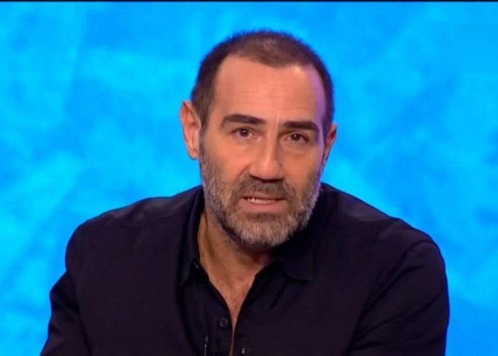 Ράδιο Αρβύλα: Λύγισε on air ο Αντώνης Κανάκης – «Χάσαμε έναν δικό μας άνθρωπο»