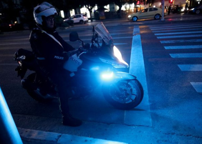 Μενίδι – Πτώμα άνδρα βρέθηκε τυλιγμένο σε χαλί  κοντά σε σχολείο