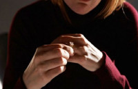 Διαζευγμένη μαμά, βάζει τους άντρες στη θέση τους!