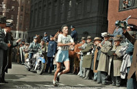 O ΔΡΟΜΕΑΣ ΠΟΥ ΝΙΚΗΣΕ ΤΟ 1946 ΣΤΟΝ ΜΑΡΑΘΩΝΙΟ ΤΗΣ ΒΟΣΤΟΝΗΣ ΚΑΙ ΖΗΤΗΣΕ ΝΑ ΒΟΗΘΗΣΟΥΝ ΤΗΝ ΕΛΛΑΔΑ!