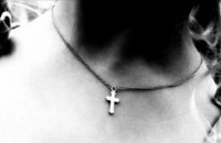 O ΣΤΑΥΡΟΣ ΕΧΕΙ ΠΟΛΥ ΜΕΓΑΛΗ ΔΥΝΑΜΗ ΓΙΑΤΙ ΕΚΕΙ ΠΑΝΩ ΤΟΥ ΕΙΝΑΙ Ο ΣΤΑΥΡΩΜΕΝΟΣ ΧΡΙΣΤΟΣ!