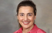 ΕΛΛΗΝΙΔΑ ΓΙΑΤΡΟΣ ΚΑΤΑΠΟΛΕΜΑ ΤΟΝ ΚΑΡΚΙΝΟ ΜΕ ΤΗ ΧΡΗΣΗ ΤΟΥ ΙΟΥ ΤΗΣ ΙΛΑΡΑΣ!