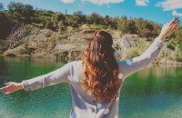 ΚΑΘΕ ΑΣΘΕΝΕΙΑ ΞΕΚΙΝΑΕΙ ΠΡΩΤΑ ΑΠΟ ΤΗ ΨΥΧΗ ΚΑΙ ΣΤΗ ΣΥΝΕΧΕΙΑ ΚΑΤΑΛΗΓΕΙ ΣΤΟ ΣΩΜΑ!