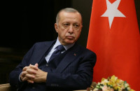 Γιώργος Βεζυργιαννίδης: Ο επιτήδειος Ανατολίτης