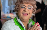 Για πόσο ακόμα γυναίκες και gay θα γίνονται θύματα κακοποιητικού χιούμορ;