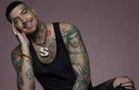 Snik: «Φύγε ρε πατσαβούρα…» – Λίγες μέρες μετά το χάος των MAD VMA βρίζει την κοπέλα του