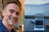 Μεγάλος πολύχρωμος καναπές, βεράντα με συγκλονιστική θέα: Το υπέροχο  σπίτι του αγαπημένου Γιώργου Καπουτζίδη στην Αίγινα