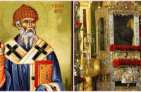 Μόλις αντίκρισαν την Εικόνα του Αγίου Σπυρίδωνος είπαν: Να αυτός ήταν ο Γέροντας που μας είπε να φέρουμε εδώ τα ψάρια!