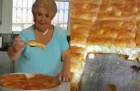 Ούτε ψίχουλο δεν θα μείνει: Η πιο εύκολη και αφράτη Πασχαλινή τυρόπιτα με απίστευτη κρέμα από τη Βέφα Αλεξιάδου