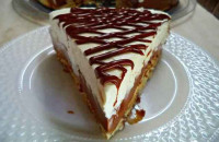 Πεντανόστιμο δίχρωμο μπισκοτογλυκό τούρτα με ζαχαρούχο και merenda