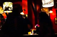 22χρονη σερβιτόρα κατήγγειλε σεξουαλική κακοποίηση από πελάτη σε τουαλέτα μπαρ στο κέντρο της Αθήνας