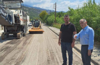 Ασφαλτοστρώνεται ο δρόμος του Αη- Γιάννη με συνεργασία Δήμου – Περιφέρειας – ΔΕΥΑΣ
