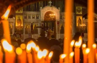 Εύβοια: Γυναίκα χαστούκισε ιερέα σε εκκλησία επειδή δεν πήρε θέση για τις νέες ταυτότητες