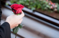 Βόλος: Μακάβριο λάθος σε κηδεία προκάλεσε μεγάλη αναστάτωση – Τι συνέβη