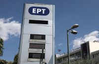 ΕΡΤ: Ακούστηκαν «μπινελίκια» σε ζωντανή μετάδοση – «Είστε για τον…»