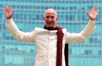 «Πως έγινα ο πιο πλούσιος άνθρωπος στον κόσμο»