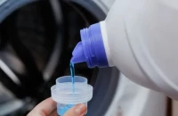 Αλυσίδα σούπερ μάρκετ στη Βόρεια Ελλάδα είχε στήσει παράνομο εργαστήριο μαϊμού απορρυπαντικών – Θα πληρώσει 300.000 ευρώ στην Ariel