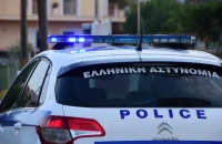 Λάρισα: 20χρονος κυκλοφορούσε γυμνός!