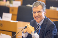 Κριστίν Λαγκάρντ σε Γ. Αυτιά: Πρόβλημα διαρκείας αν κλείσουν τα στενά του Ορμούζ