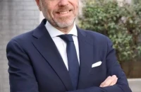 «Φασιστική ενέργεια θρασύδειλων τραμπούκων» λέει η ΝΔ για την επίθεση του Ρουβίκωνα στο γραφείο του Δ. Βαρτζόπουλου